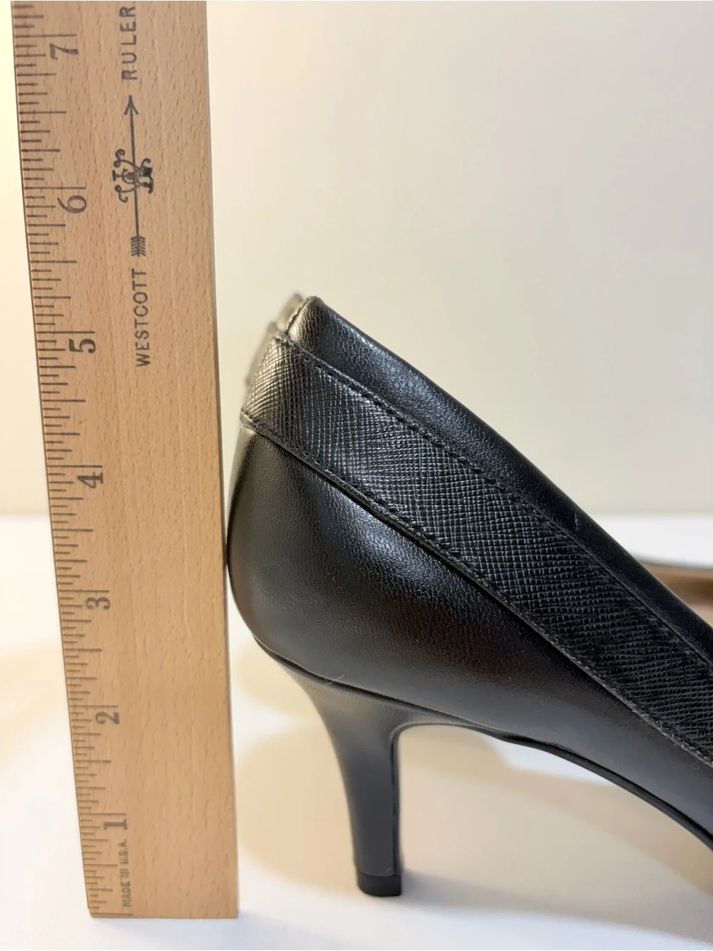 Kelly & Katie Black Pointed Toe Mid Heel Pumps